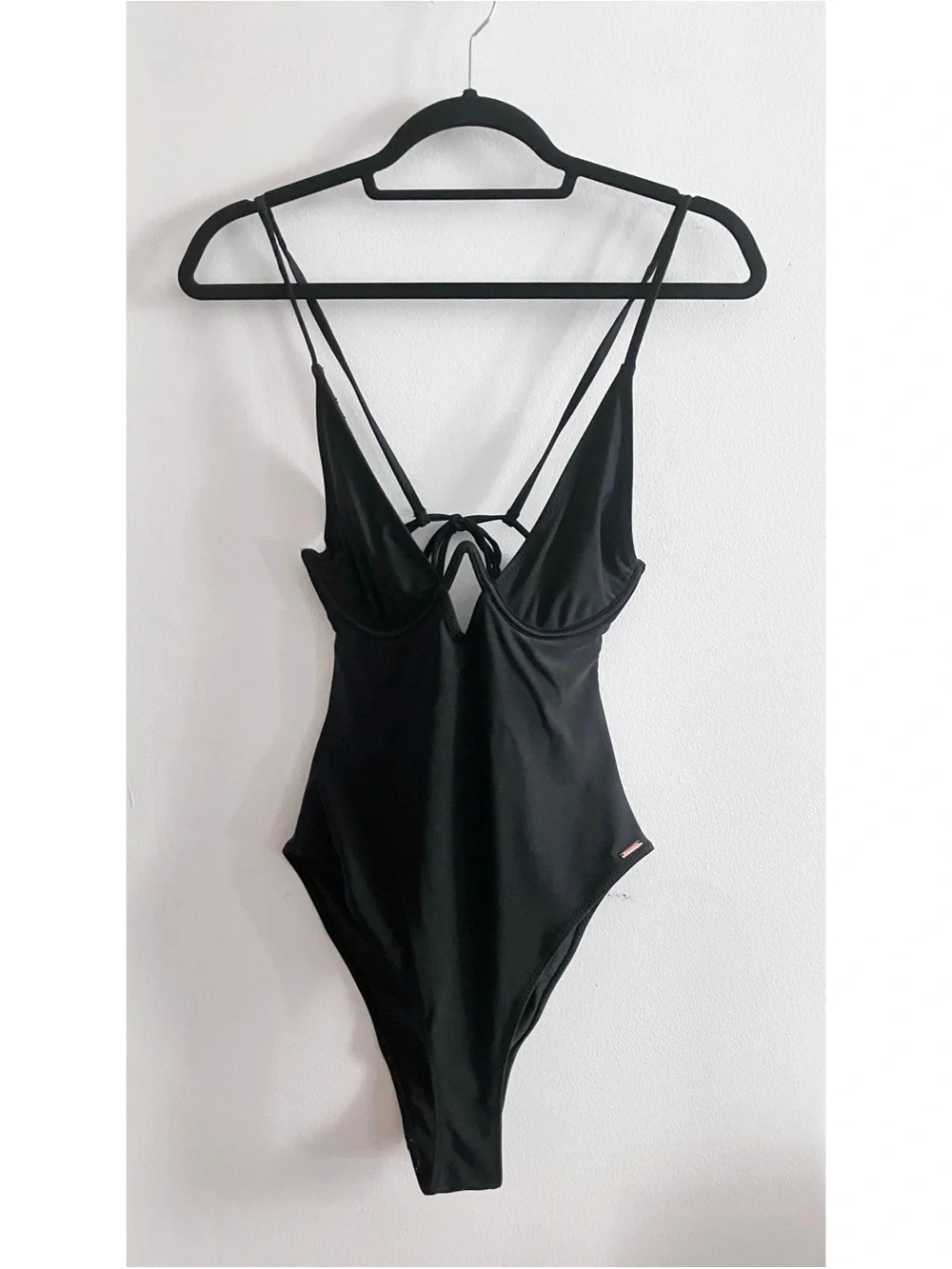 White Fox Black High-Cut One-Piece Swimsuit w/Adjustable Tie Straps Women’s SM